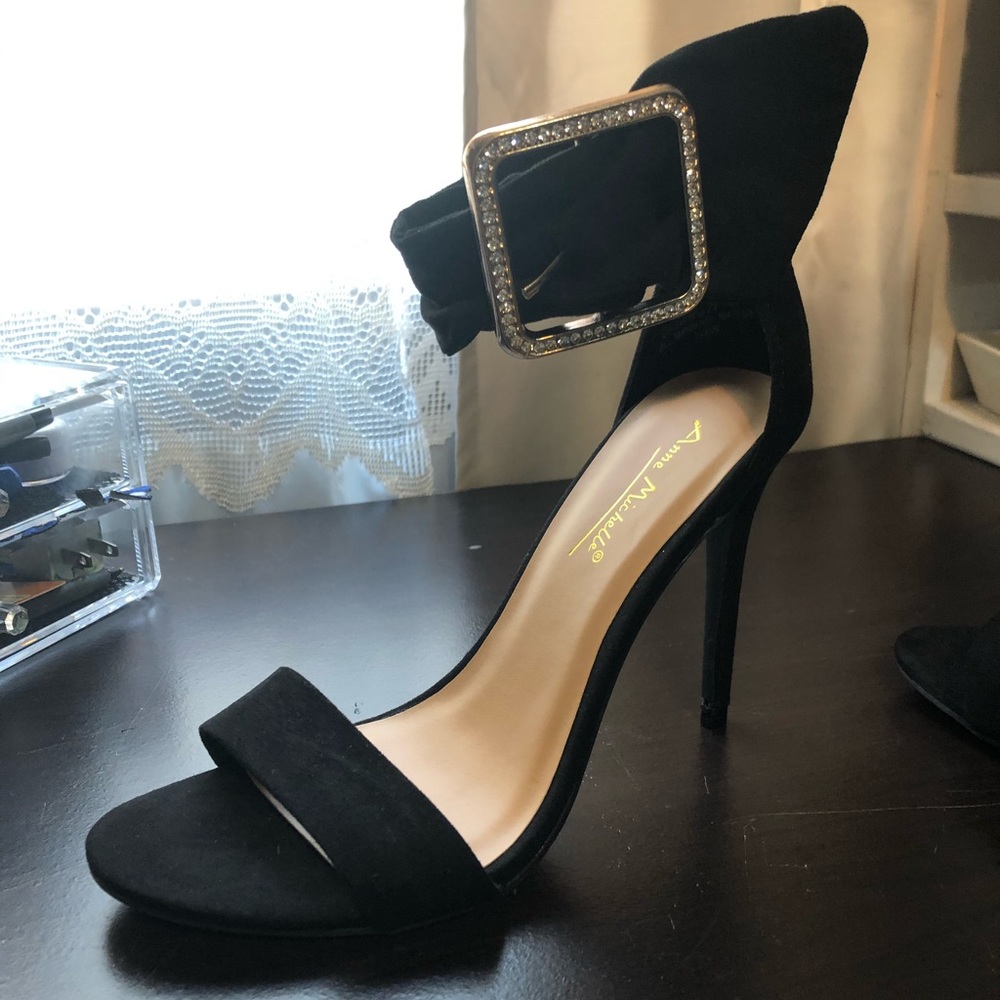 Anne Michelle Heels